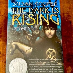 “The Dark is Rising” paperback book sequence